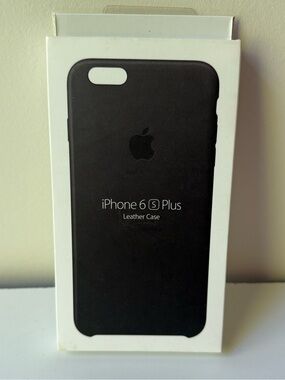 Apple Black Leather Case for iPhone 6s Plus